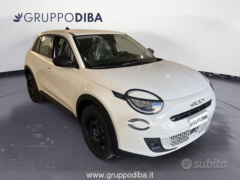 Usata Fiat 600 Pop 110 CV (80 kW) 2025 Bianco SUV