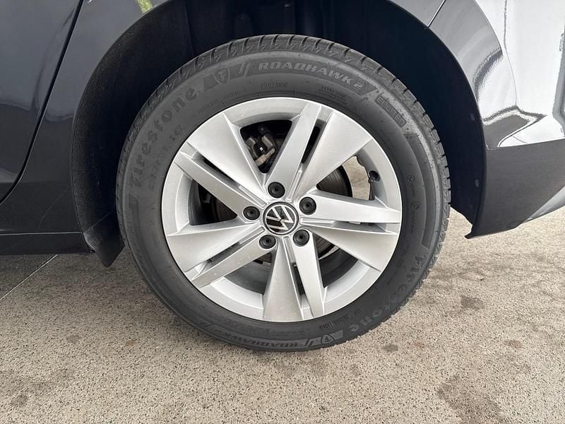 Usata VW Golf VIII Life 116 CV (85 kW) 2022 Nero Berlina