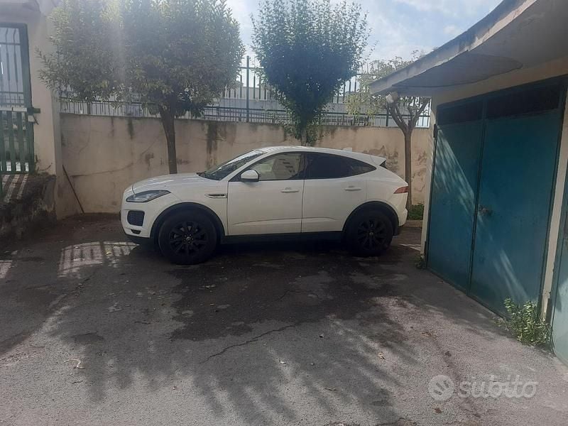 Usata Jaguar E-Pace 150 CV (110 kW) 2018 Bianco SUV