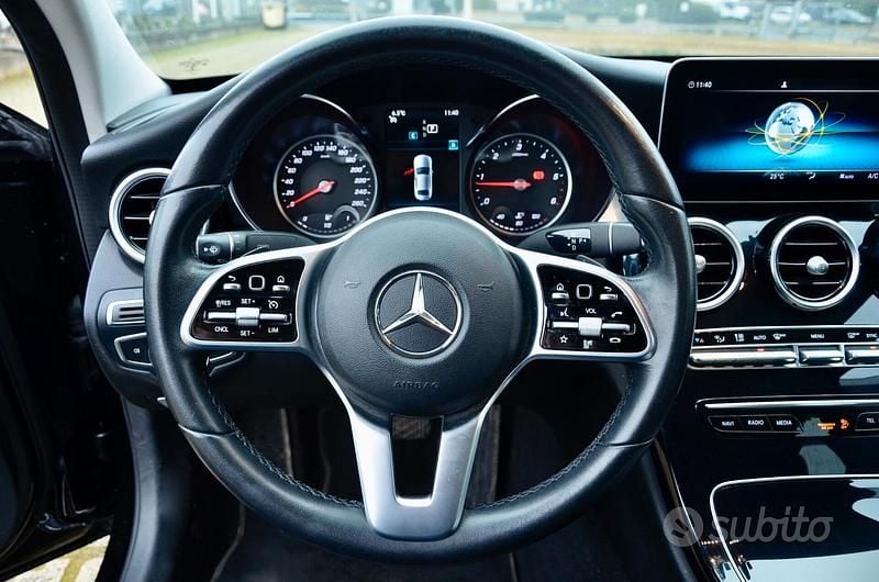 Usata Mercedes C220 194 CV (142 kW) 2018 Nero Berlina