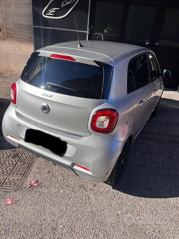 Usata Smart ForFour 2023 Grigio Utilitaria