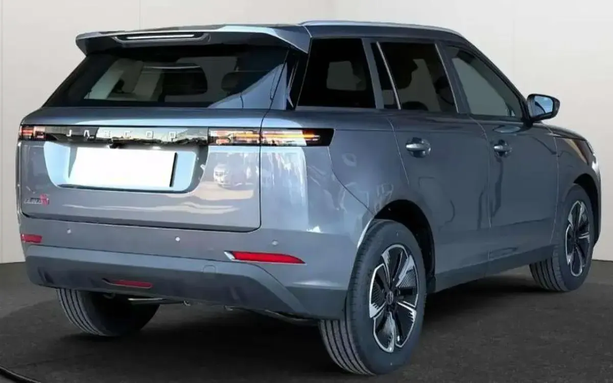 Nuova Jaecoo 5 147 CV (108 kW) 2026 Verde SUV