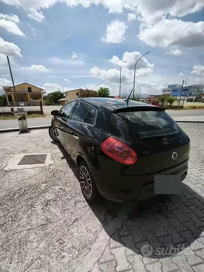 Usata Fiat Bravo 120 CV (88 kW) 2011 Nero Utilitaria