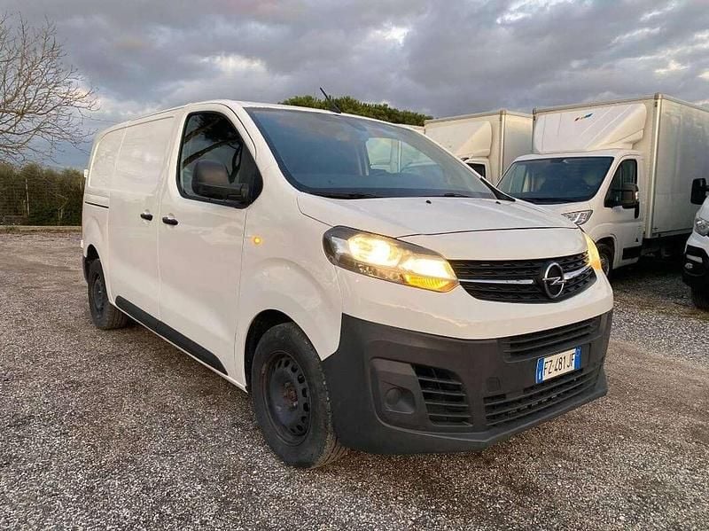 Usata Opel Vivaro Essentia 122 CV (89 kW) 2019 Bianco Monovolume