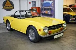 Usata Triumph TR6 106 CV (77 kW) 1973 Giallo Cabrio