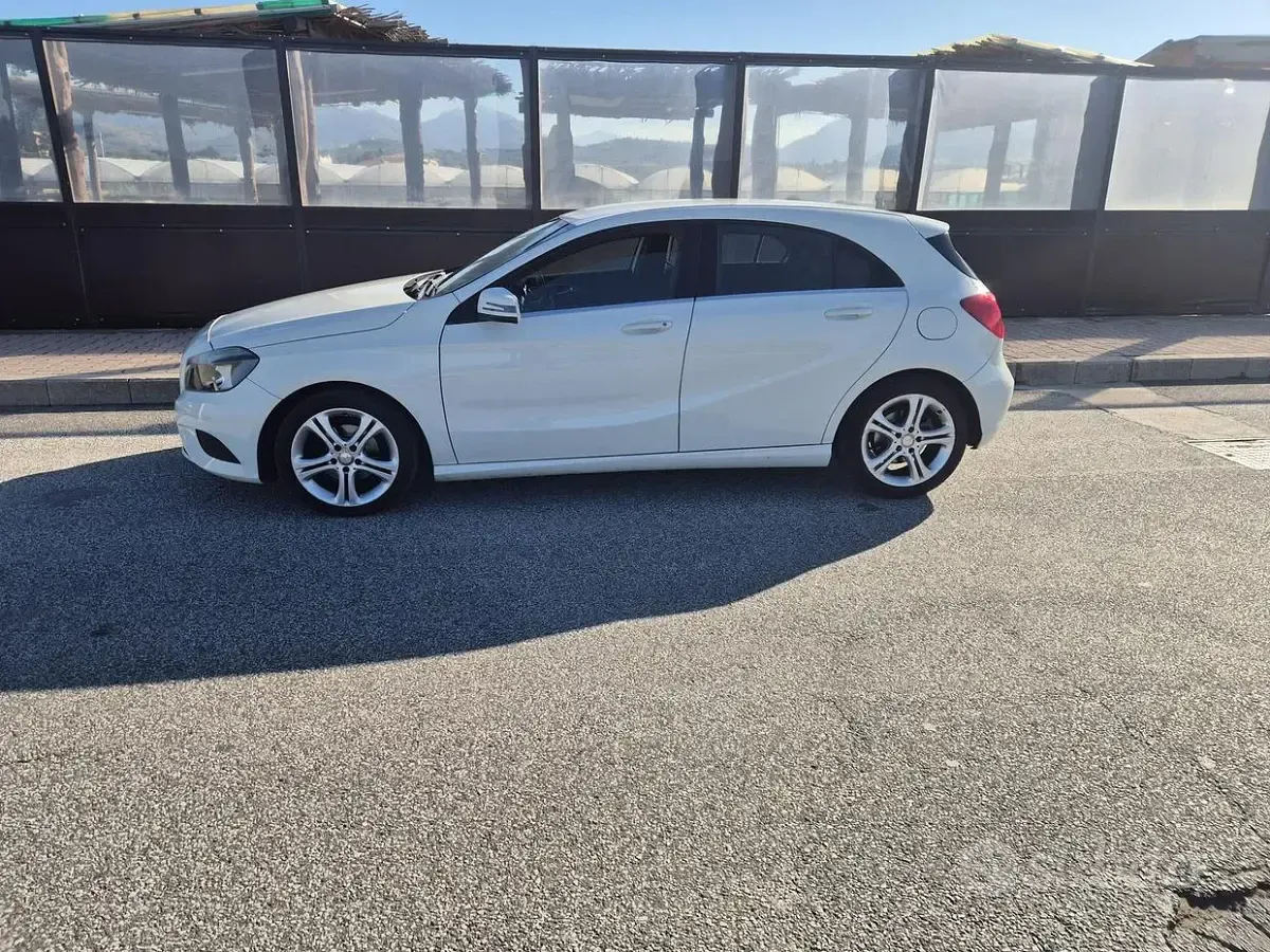 Usata Mercedes 180 109 CV (80 kW) 2014 Berlina