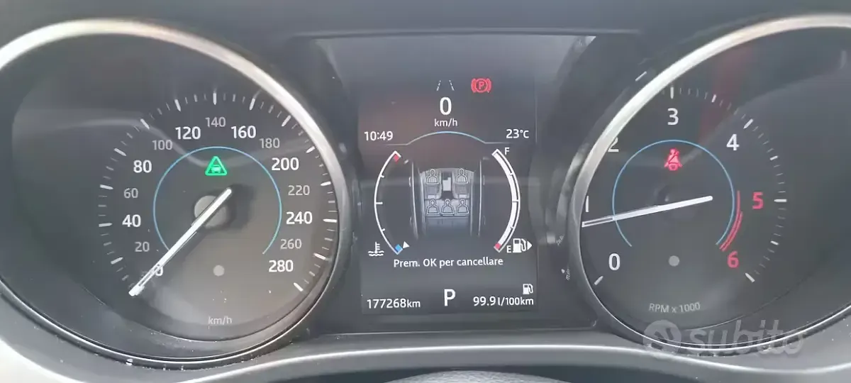 Usata Jaguar F-Pace 250 CV (183 kW) 2017 Bianco SUV