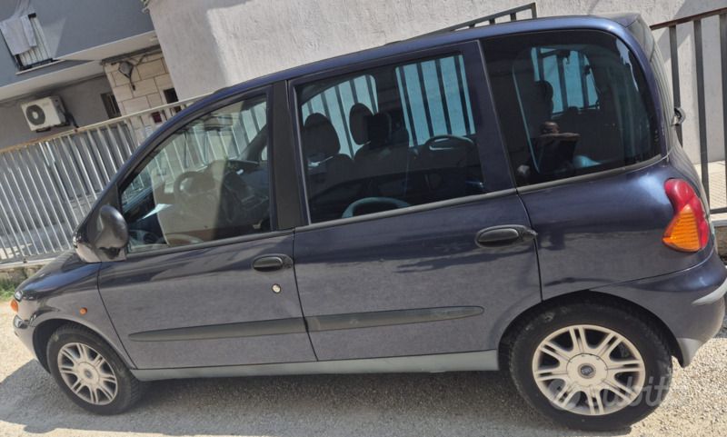 Usata Fiat Multipla 116 CV (85 kW) 2004 Blu Monovolume