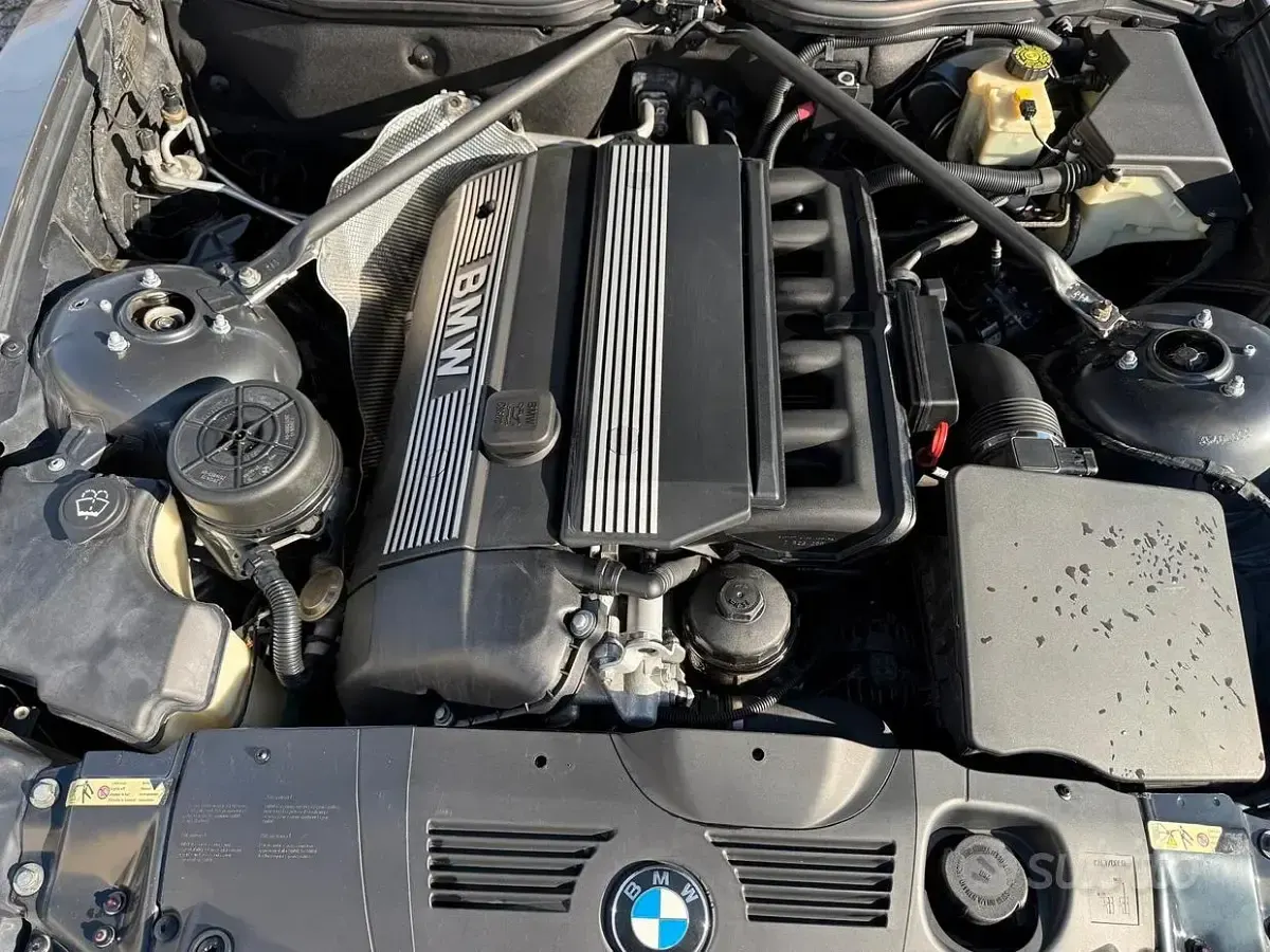 Usata BMW Z4 192 CV (141 kW) 2005 Argento Cabrio