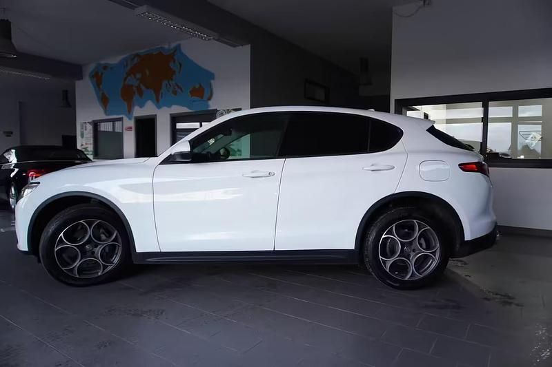 Usata Alfa Romeo Stelvio 210 CV (154 kW) 2019 Bianco SUV