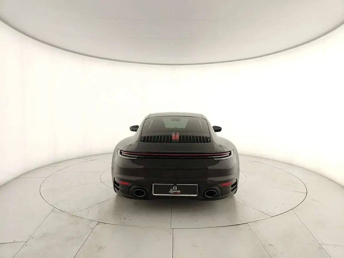 Usata Porsche 911 Carrera 385 CV (283 kW) 2020 Nero Coupé
