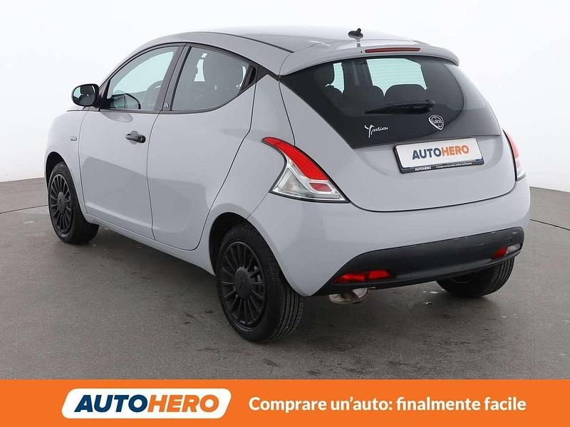 Usata Lancia Ypsilon S 69 CV (50 kW) 2020 Grigio Utilitaria