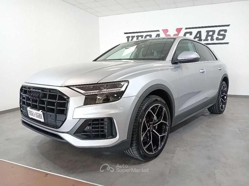 Argento Usata 2020 Audi Q8 Sport SUV | 49.900 € (Super prezzo) - Immagine 1/4