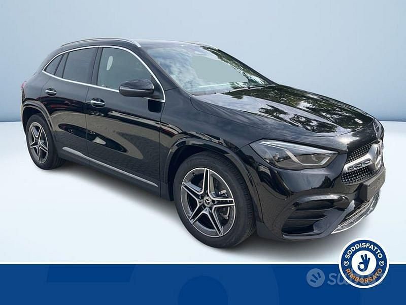 Usata Mercedes GLA200 AMG line 150 CV (110 kW) 2025 Nero SUV
