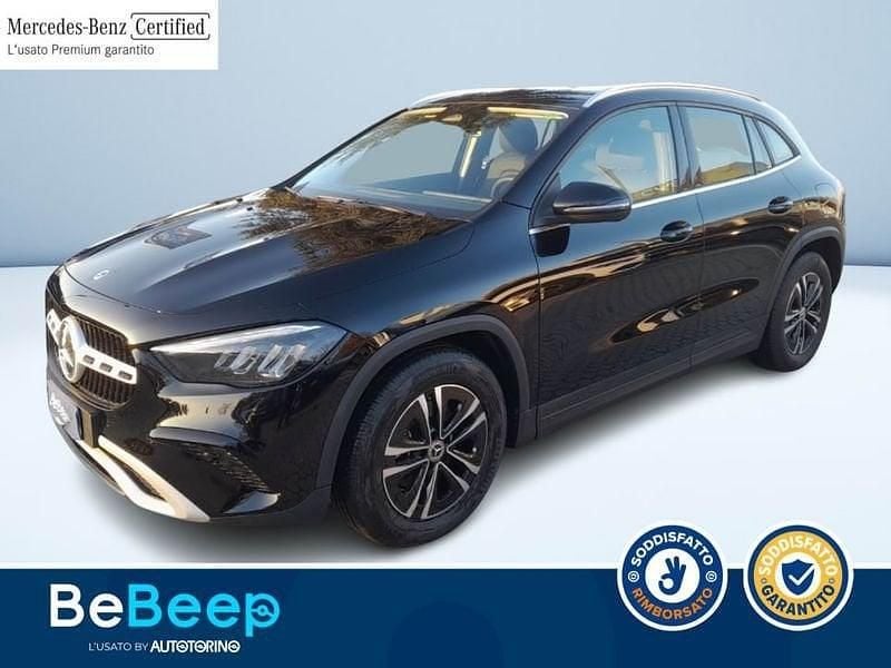 Nero metallizzato Usata 2023 Mercedes GLA180 Advanced SUV | 35.900 € (Buon prezzo) - Immagine 1/4