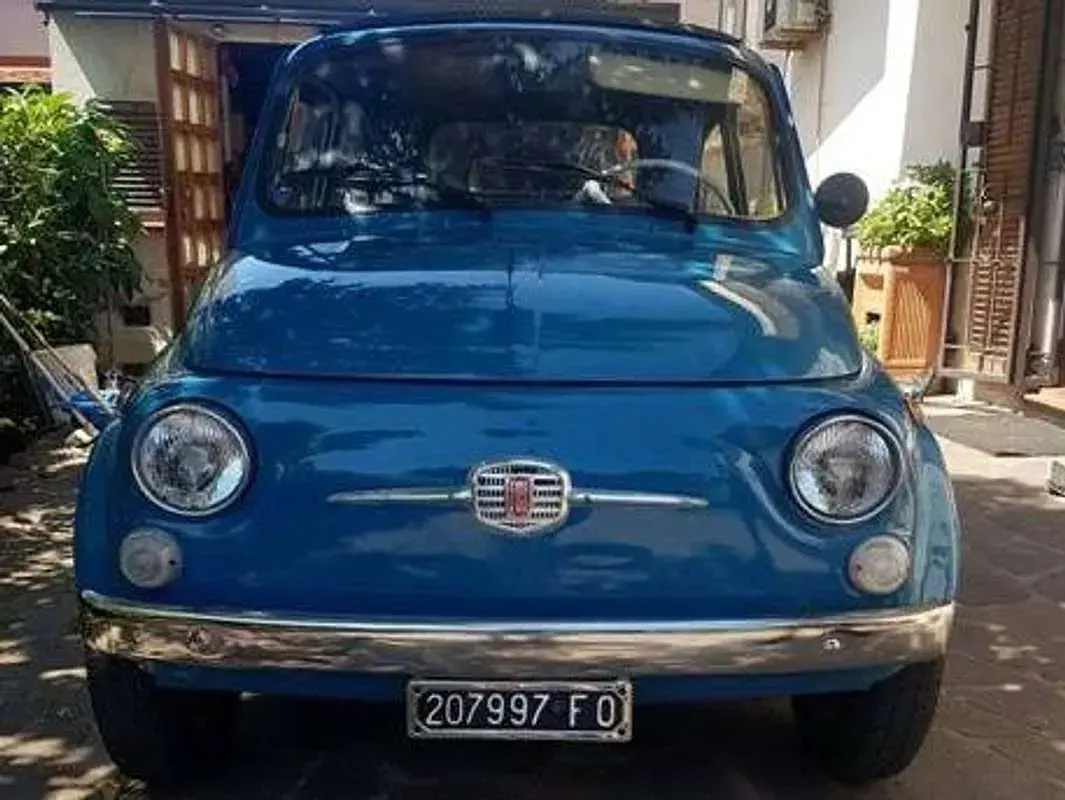Usata Fiat 500 18 CV (13 kW) 1965 Blu/azzurro Utilitaria