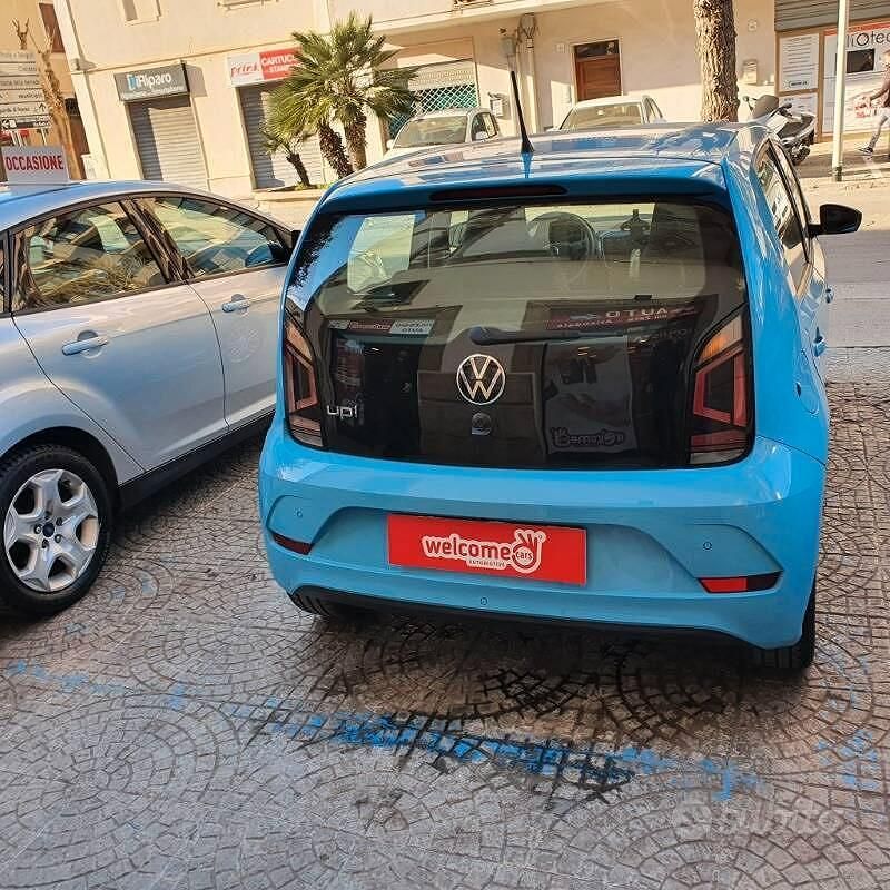 Usata VW up! Move 60 CV (44 kW) 2020 Utilitaria