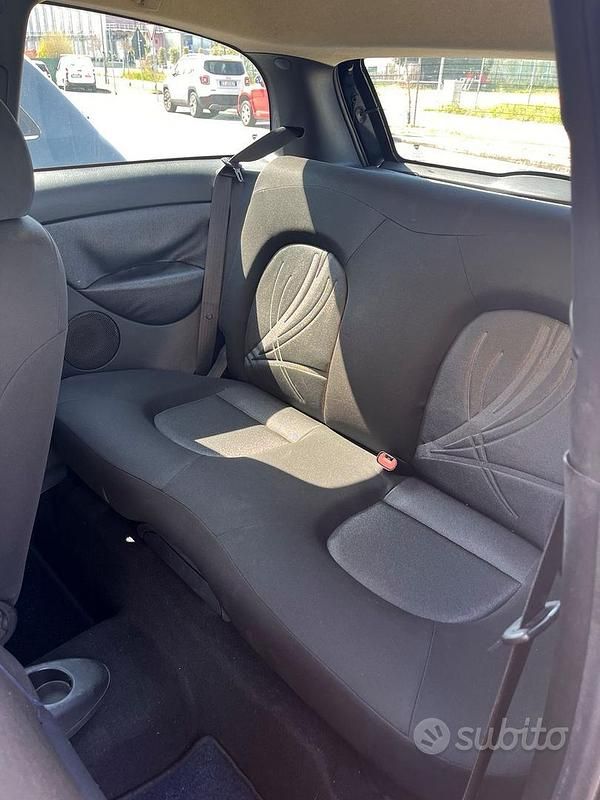 Usata Lancia Ypsilon 69 CV (50 kW) 2011 Nero Utilitaria