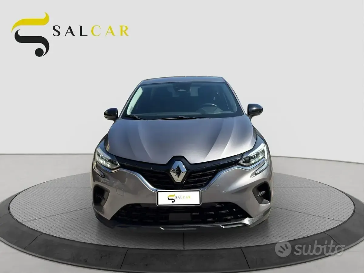 Usata Renault Captur Intens 95 CV (69 kW) 2021 Grigio SUV