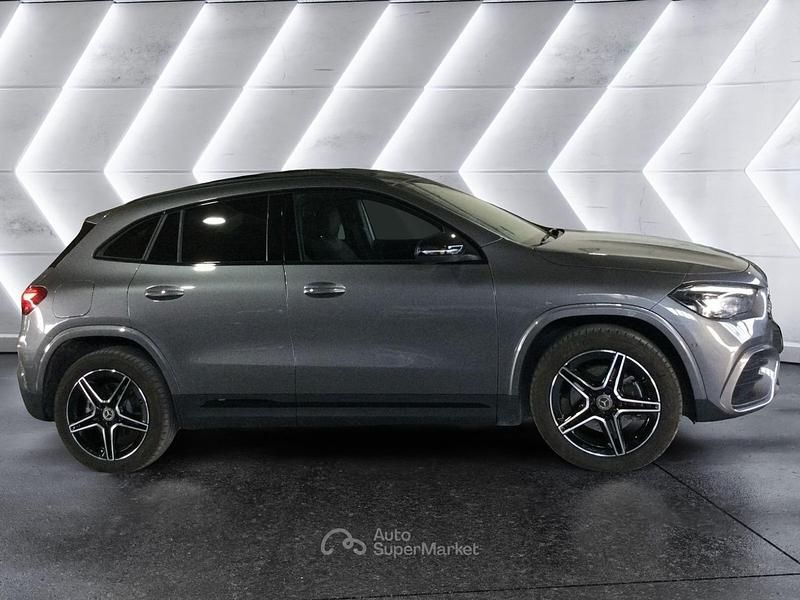 Usata Mercedes GLA250 Advanced Plus 218 CV (160 kW) 2025 Grigio SUV