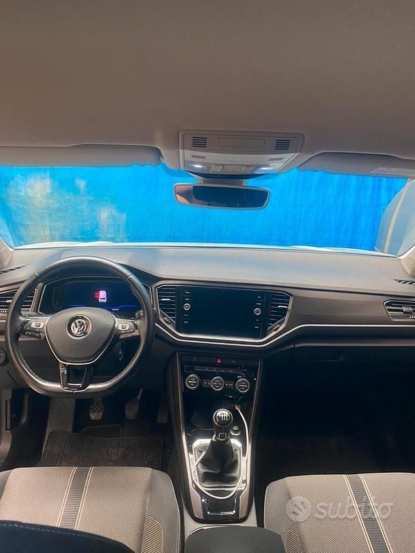 Usata VW T-Roc 116 CV (85 kW) 2019 Bianco SUV