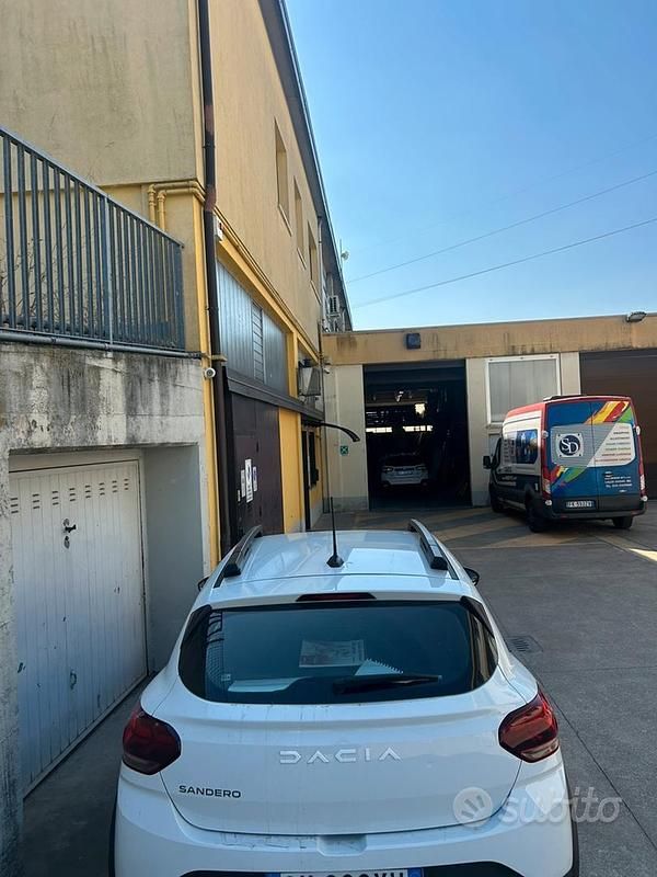 Usata Dacia Sandero 91 CV (66 kW) 2025 Bianco Utilitaria