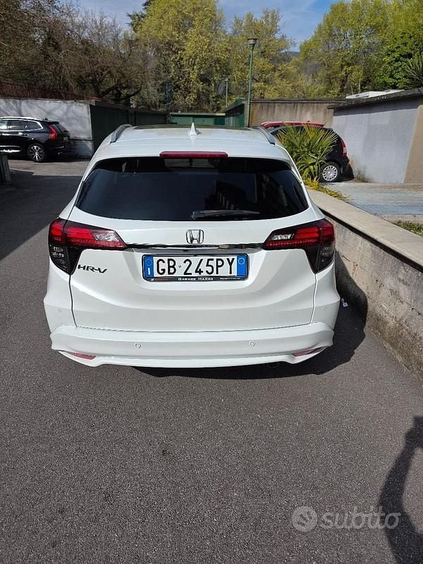 Usata Honda HR-V Elegance 131 CV (96 kW) 2020 Bianco SUV