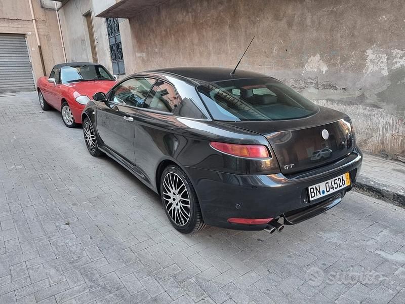 Usata Alfa Romeo GT 239 CV (175 kW) 2004 Nero Coupé