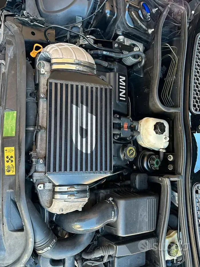 Usata Mini Cooper S 163 CV (119 kW) 2003 Nero Utilitaria