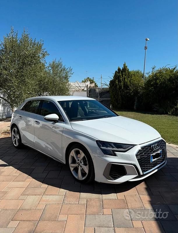 Usata Audi A3 S-Line 116 CV (85 kW) 2021 Bianco Berlina