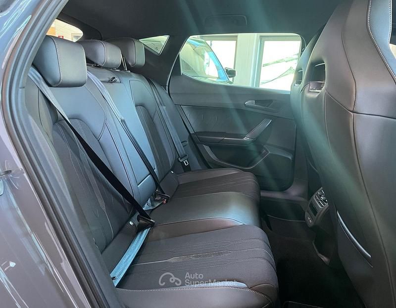 Usata Cupra Leon 150 CV (110 kW) 2024 Grigio Berlina