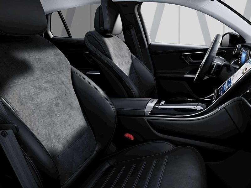 Nuova Mercedes GLC300e Advanced 333 CV (244 kW) 2026 Nero Coupé