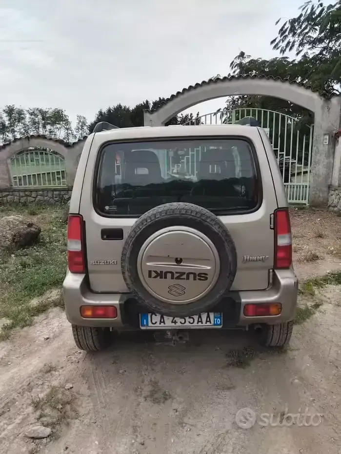 Usata Suzuki Jimny 82 CV (60 kW) 2003 SUV