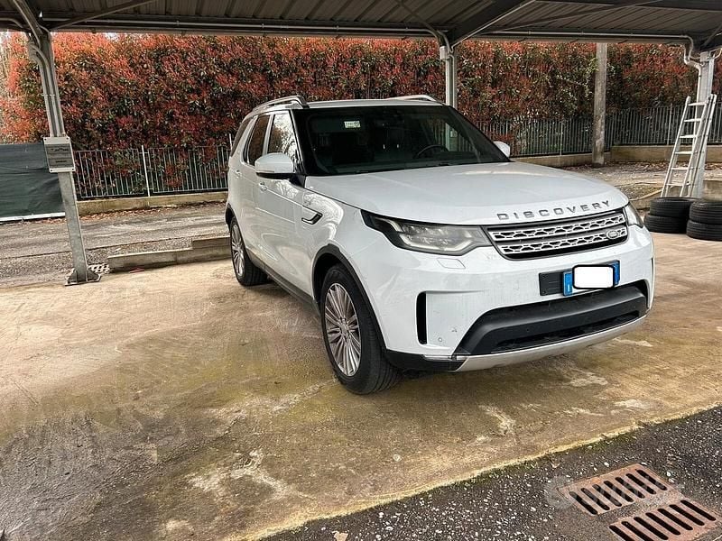 Usata Land Rover Discovery 5 HSE Luxury 241 CV (177 kW) 2017 Bianco SUV
