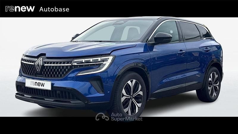 Usata Renault Austral Techno 200 CV (147 kW) 2023 Blu scuro SUV