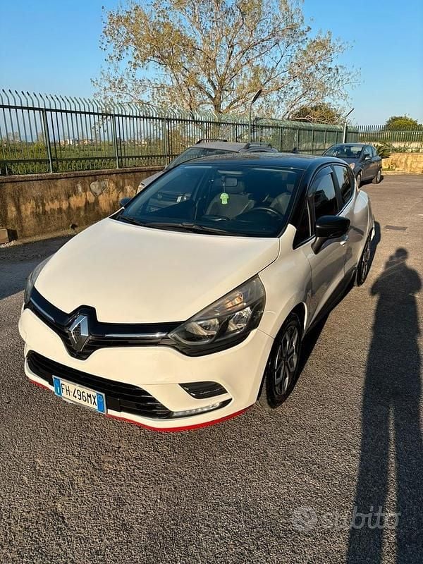 Usata Renault Clio 75 CV (55 kW) 2017 Bianco Coupé