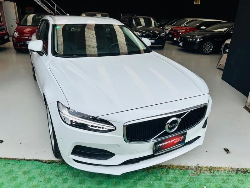 Bianco Usata 2018 Volvo V90 Inscription Station wagon | 15.900 € (Buon prezzo) - Immagine 1/4