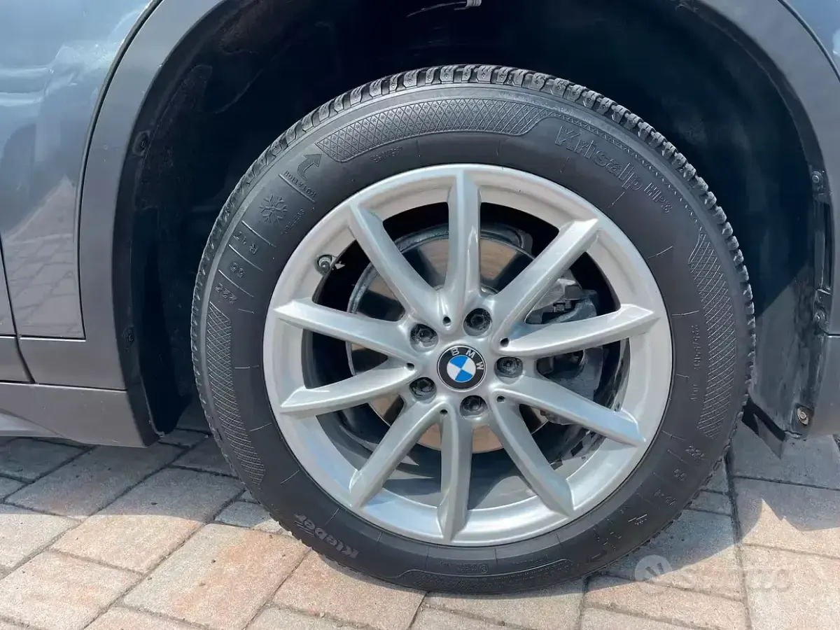 Usata BMW X1 Advantage 116 CV (85 kW) 2020 Grigio SUV