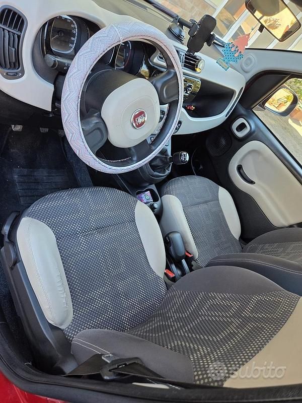 Occasion Fiat Panda 4x4 75 ch (55 kW) 2015 Rouge Citadine