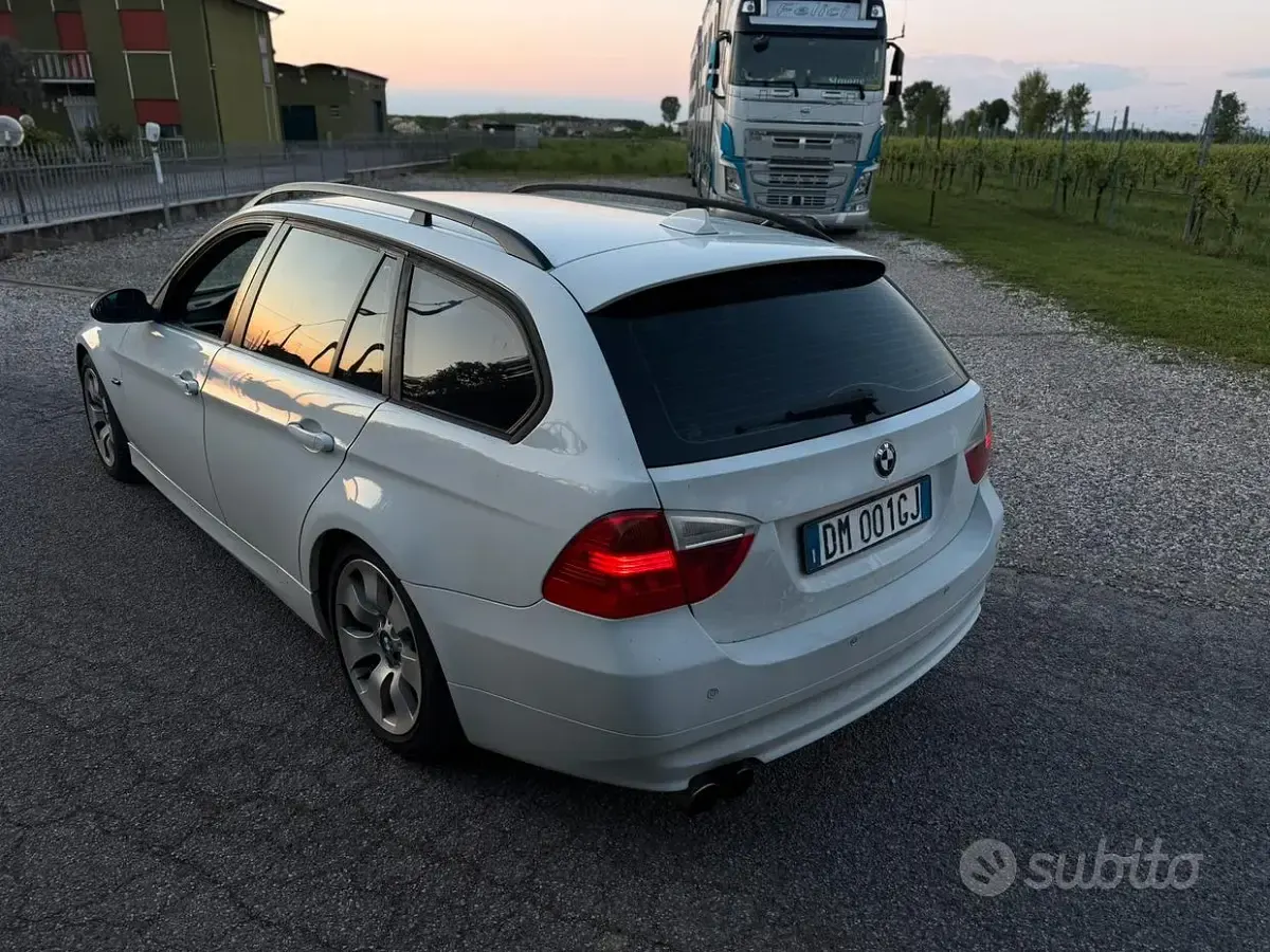 Usata BMW 320 177 CV (130 kW) 2008 Bianco Station wagon