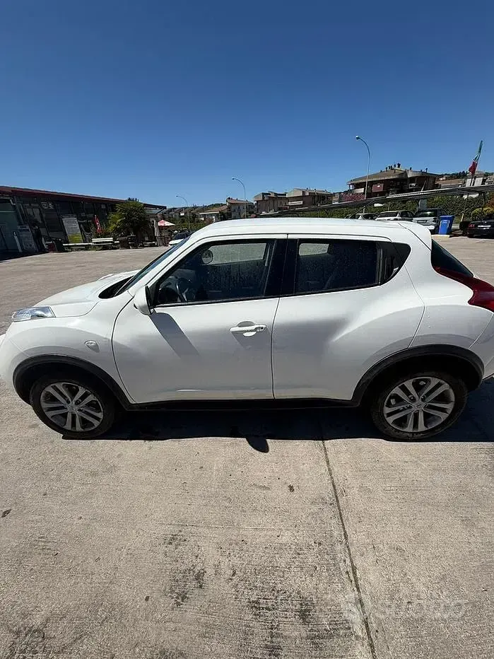 Usata Nissan Juke 110 CV (80 kW) 2014 Bianco SUV