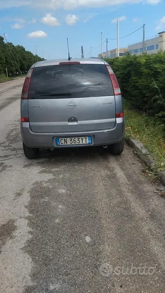 Usata Opel Meriva 101 CV (74 kW) 2004 Monovolume