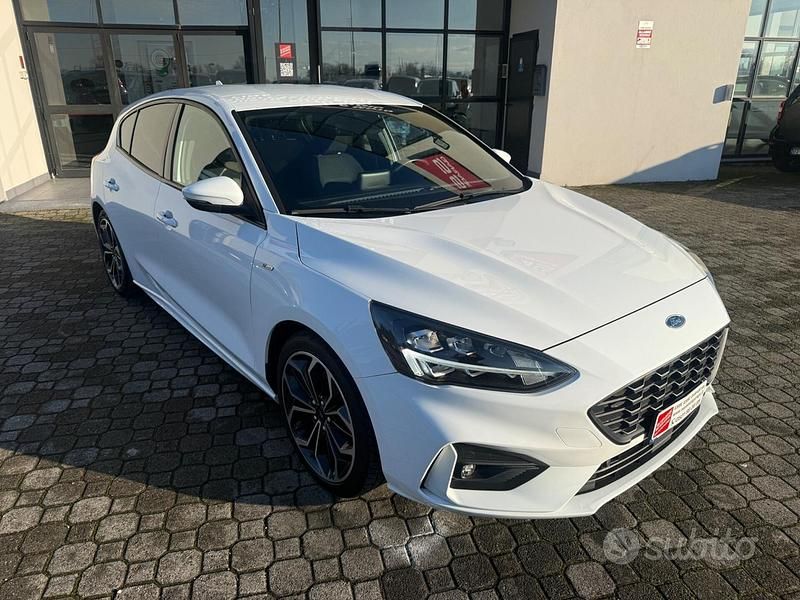 Usata Ford Focus ST-Line 125 CV (91 kW) 2019 Bianco Berlina