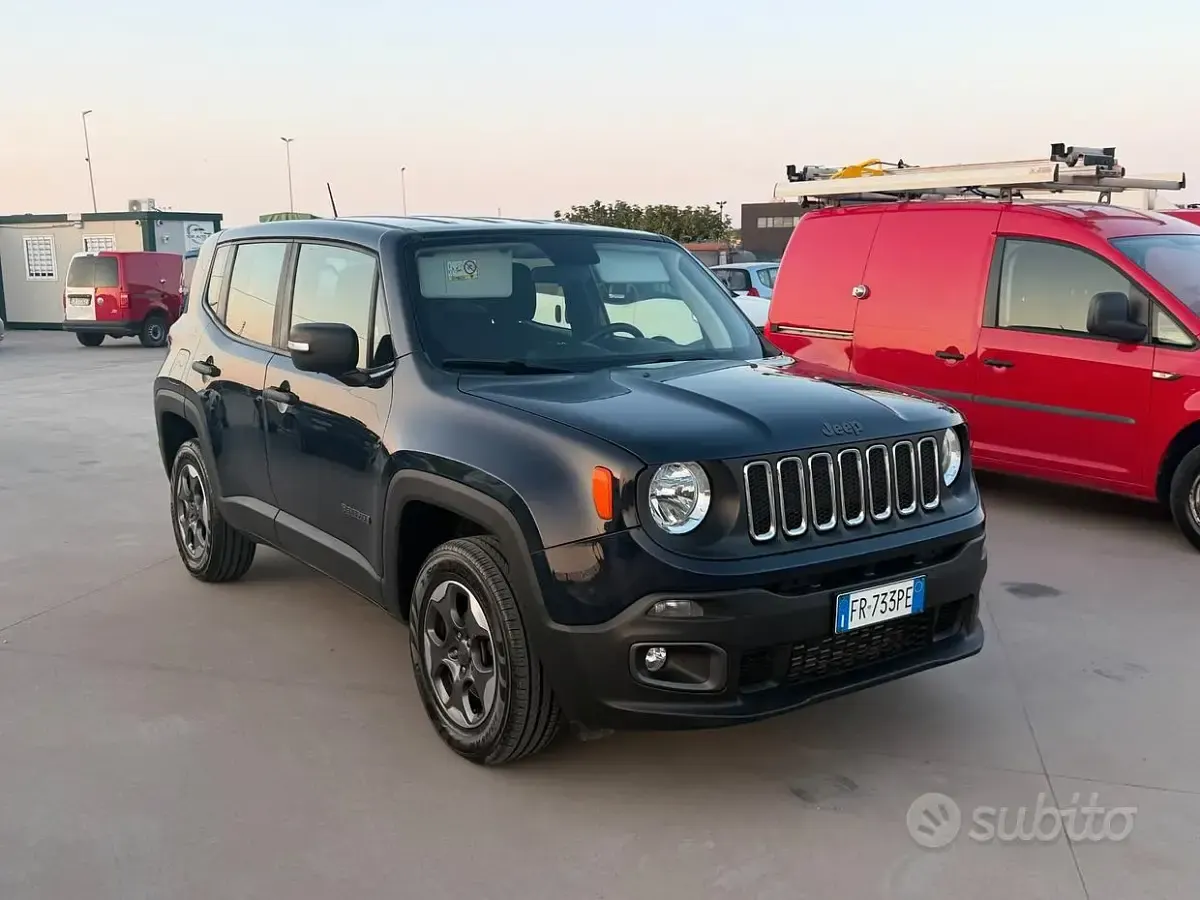 Usata Jeep Renegade Longitude 140 CV (102 kW) 2018 Bluazzurro SUV