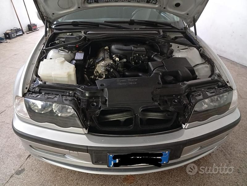 Usata BMW 318 2000 Grigio Berlina