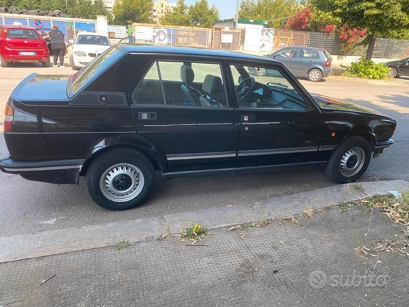 Usata Alfa Romeo Giulietta 109 CV (80 kW) 1982 Nero Berlina