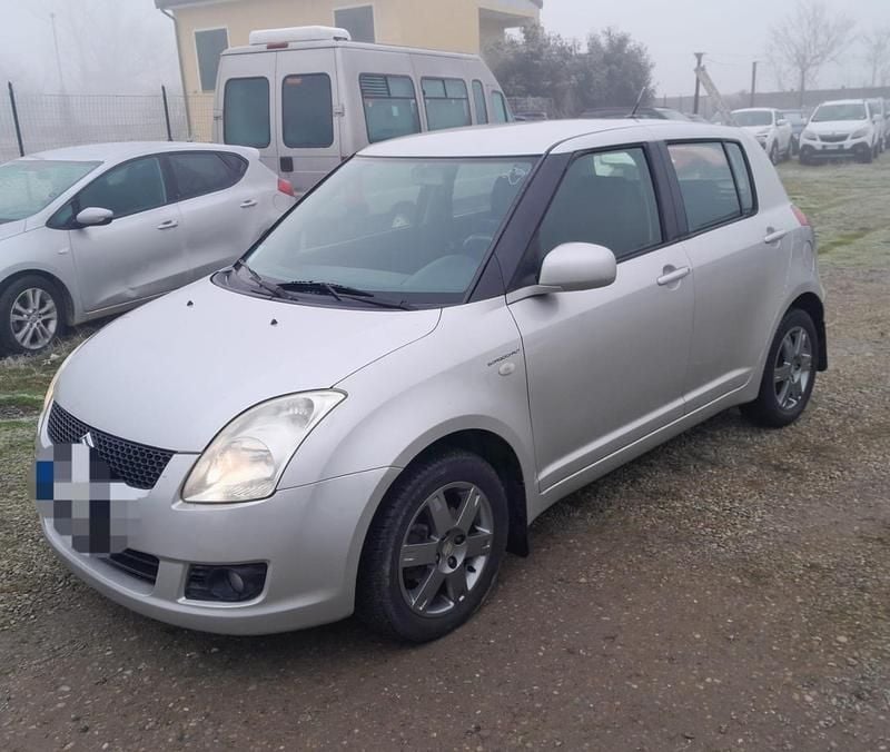 Usata Suzuki Swift GL 92 CV (67 kW) 2009 Grigio Berlina