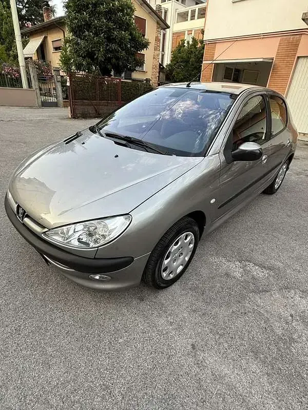 Usata Peugeot 206 S 88 CV (64 kW) 2005 Grigio Berlina