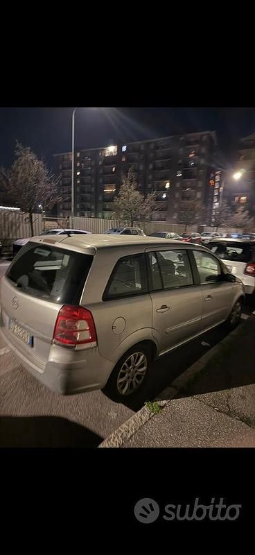 Brugt Opel Zafira Enjoy 140 HK (102 kW) 2009 MPV