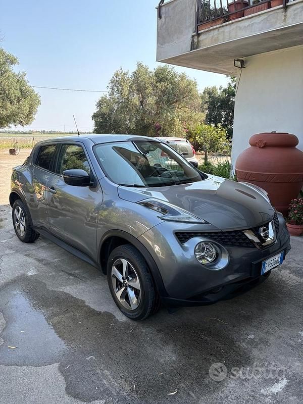 Usata Nissan Juke Acenta 110 CV (80 kW) 2019 Grigio SUV